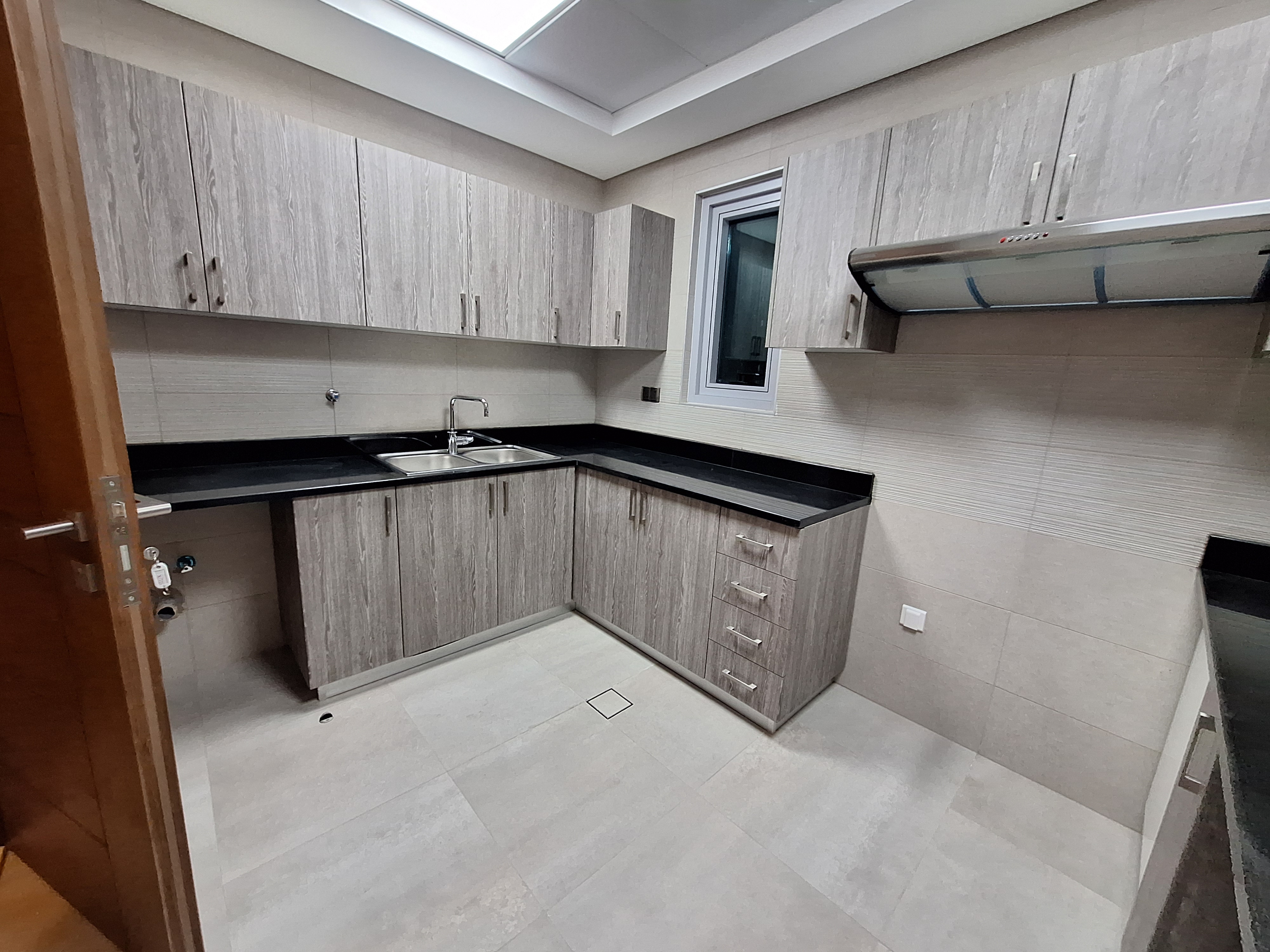 1 bedroom apartment in Mohammed Bin Zayed City  – photo 12